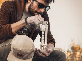 Right Way To Use A Marijuana Bong