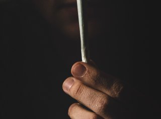 How To Roll A Fat Blunt