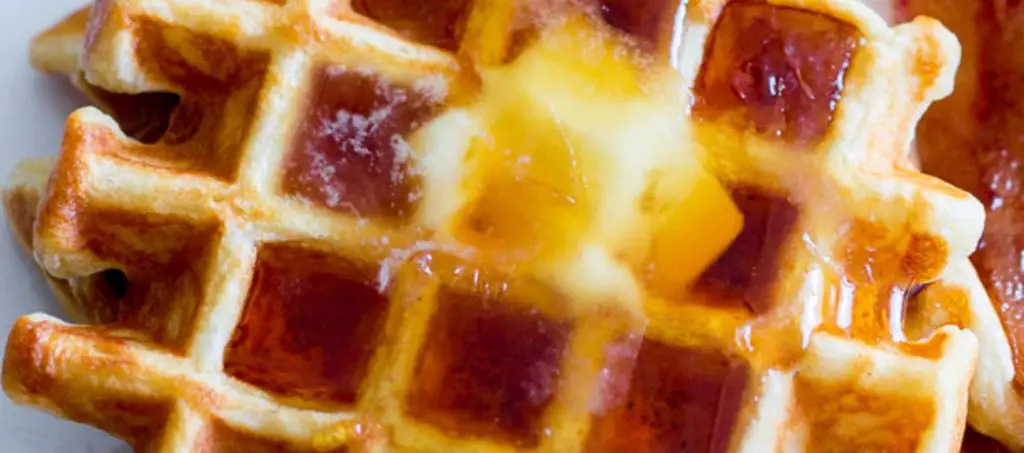 Marijuana-Infused Belgian Waffles Using Whipped Eggs Whites